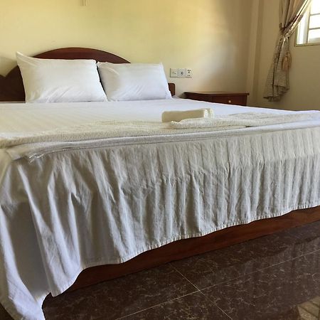 The Moonflower Bungalow Hotel Sihanoukville Luaran gambar