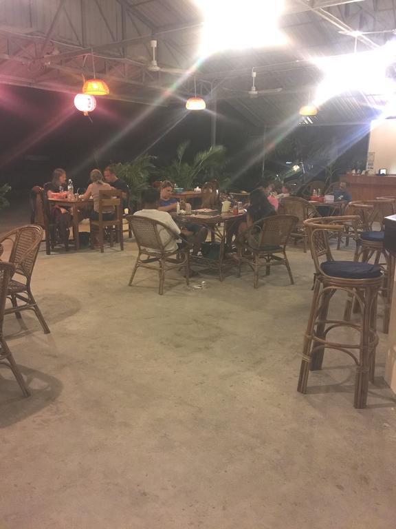 The Moonflower Bungalow Hotel Sihanoukville Luaran gambar