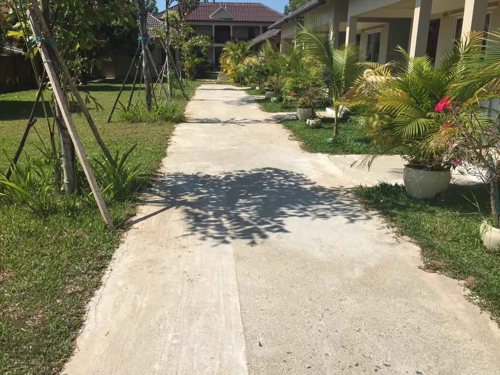 The Moonflower Bungalow Hotel Sihanoukville Luaran gambar