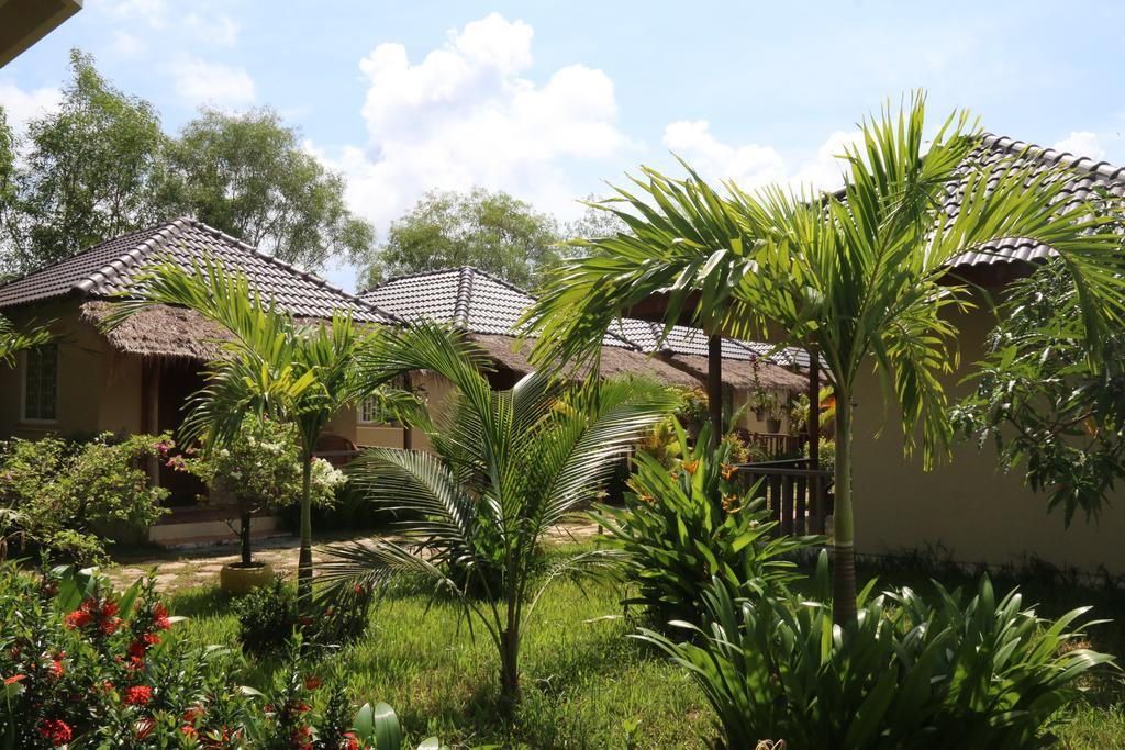 The Moonflower Bungalow Hotel Sihanoukville Luaran gambar