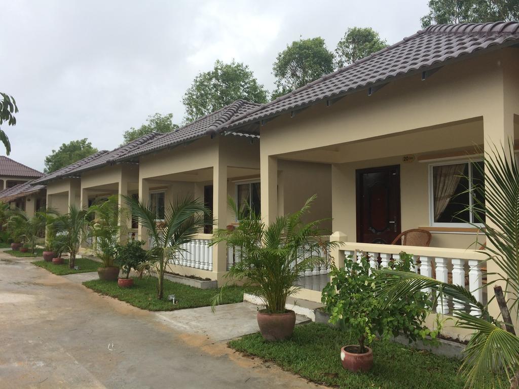 The Moonflower Bungalow Hotel Sihanoukville Luaran gambar