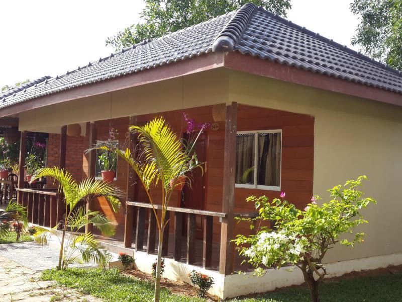 The Moonflower Bungalow Hotel Sihanoukville Luaran gambar